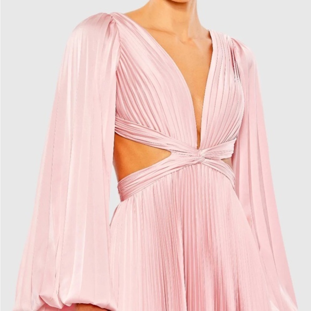 (356) ❤️ BNWT MAC DUGGAL 
Long Sleeve Cut Out Gown #26737 - Picture 3 of 12